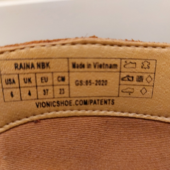 Vionic Nubuck Raina Ankle Booties - Picture 9 of 11